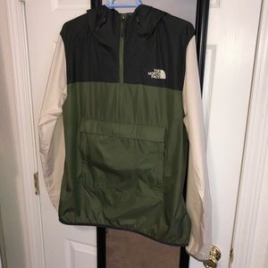 The North Face Men’s Wind/Water Resistant Anorak